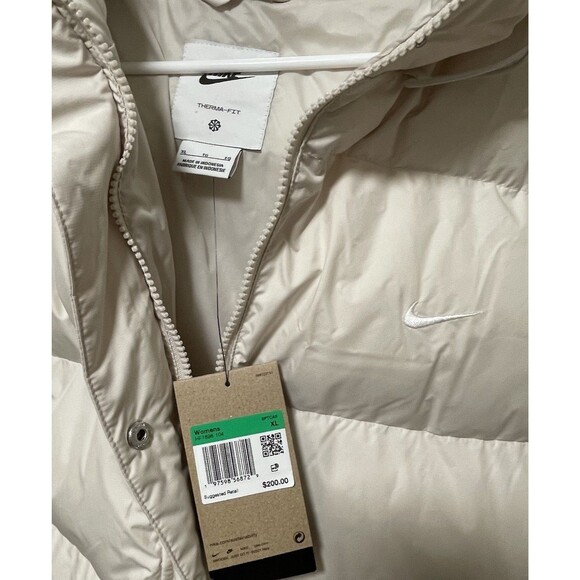 Nike Therma-FIT Puffer Jacket (Size XL) Loose Fit Hooded Coat HF7898-104 Women's - Picture 3 of 7
